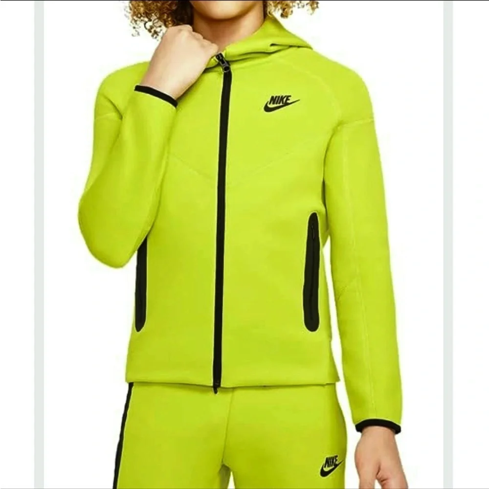 Nike Kids' Sportswear Full-Zip Tech Fleece Hoodie. NWT!